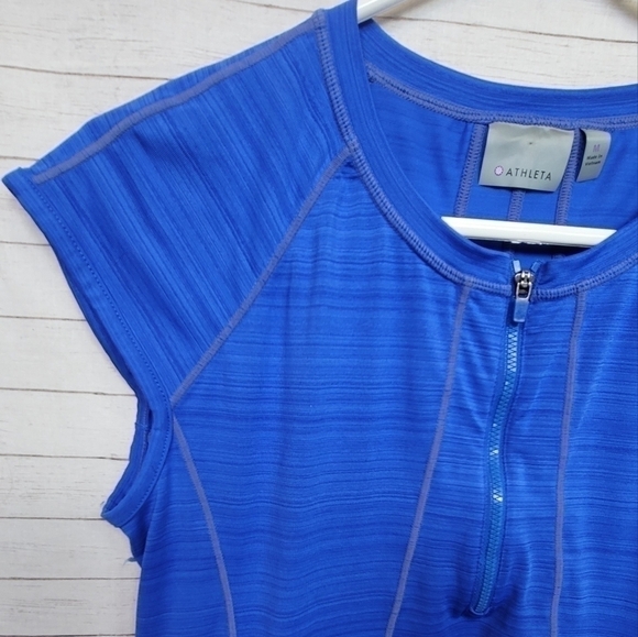 ATHLETA ROYAL BLUE SHORT SLEEVE QUARTER ZIP ATHLEISURE TOP, SZ MEDIUM - Picture 3 of 8